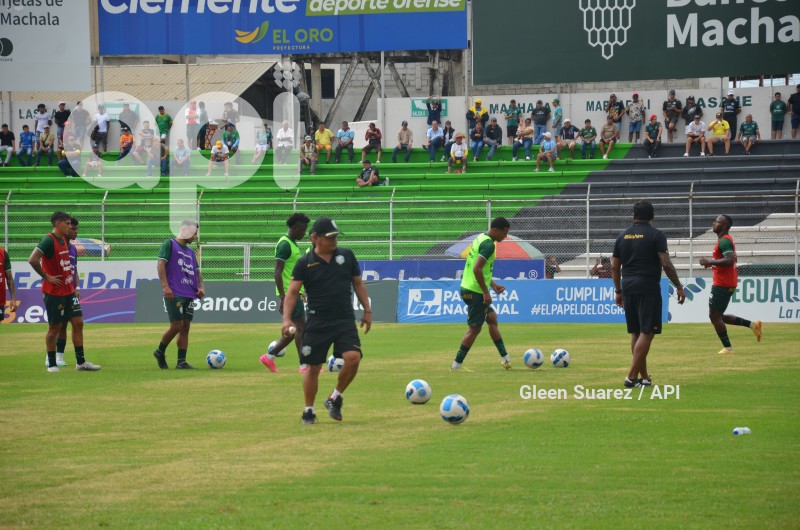 FBL-LIGAPRO-ORENSE-CUMBAYA
