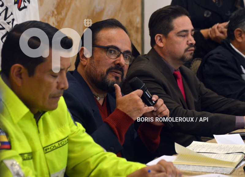 CUENCA-PRESENTACION A NUEVO INTENDENTE POLICIA