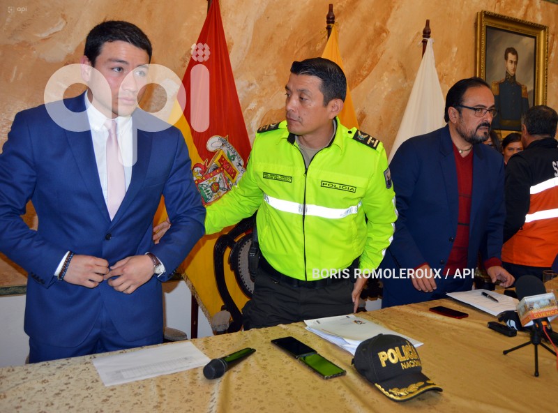 CUENCA-PRESENTACION A NUEVO INTENDENTE POLICIA