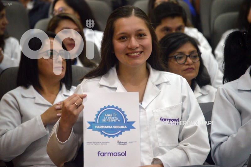 CUENCA-ENTREGA RECONOCIMIENTO FARMACIA SEGURA