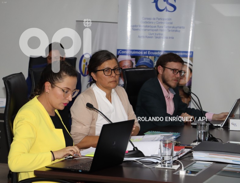 AUDIENCIA-CPCCS-SUPUESTO-PLAGIO-TESIS-FISCAL