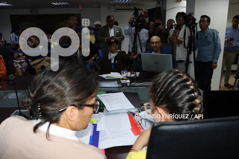 AUDIENCIA-CPCCS-SUPUESTO-PLAGIO-TESIS-FISCAL