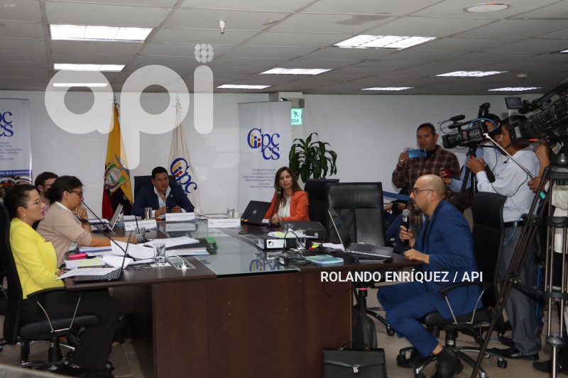 AUDIENCIA-CPCCS-SUPUESTO-PLAGIO-TESIS-FISCAL
