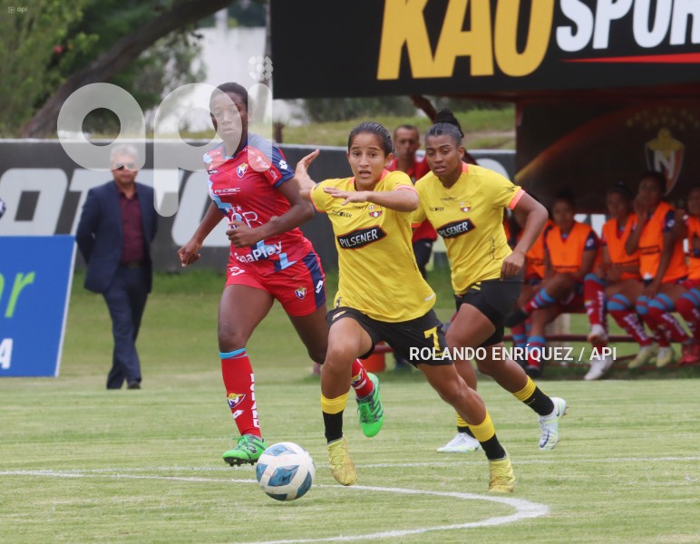 FBL-SUPERLIGA-FEMENINA-NACIONAL-BARCELONA