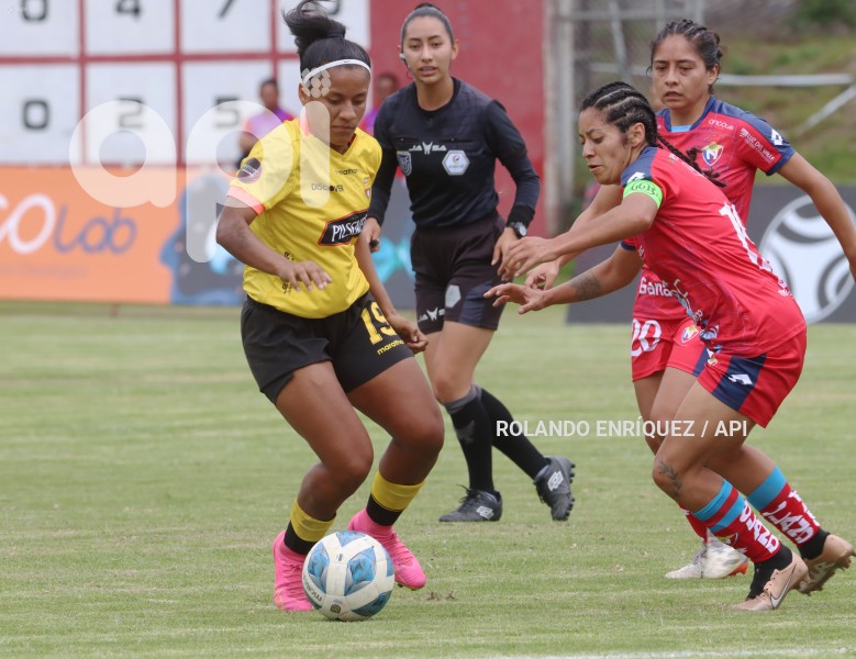 FBL-SUPERLIGA-FEMENINA-NACIONAL-BARCELONA
