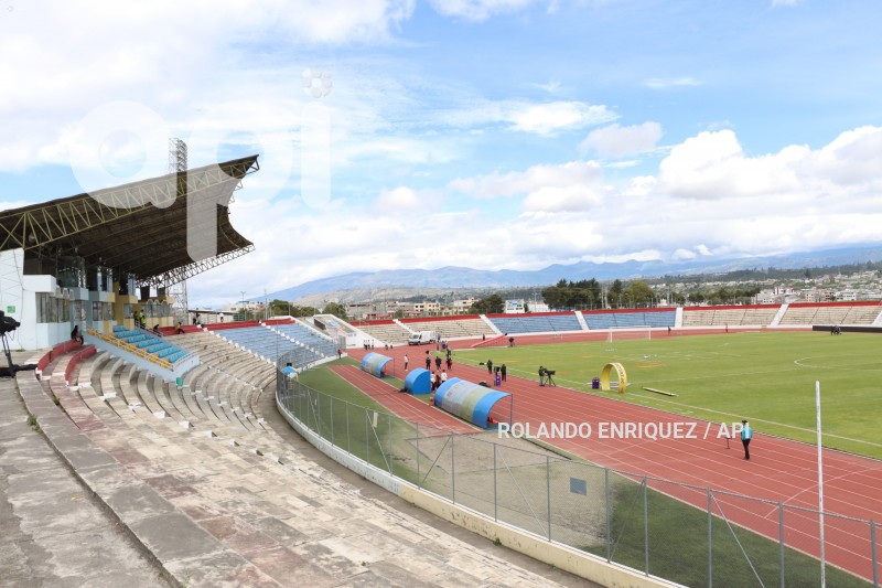 FBL-LIGAPRO-CUMBAYA-CATOLICA