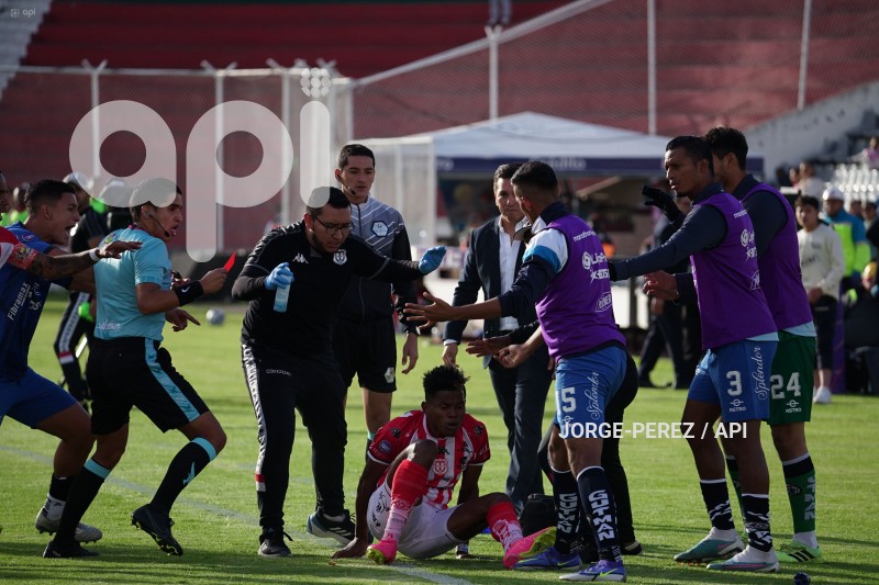 FBL-LIGA-PRO-BET593-TECNICO-GUAYAQUIL-CITY-
