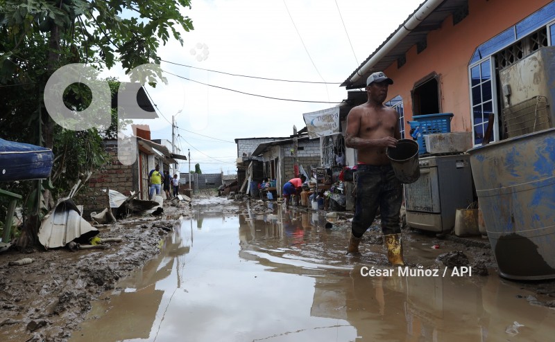 INUNDACIONES ESMERALDAS