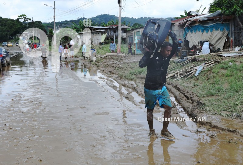 INUNDACIONES ESMERALDAS
