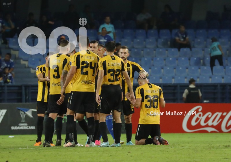 FBL-SUDAMERICANA-EMELEC-GUARANI