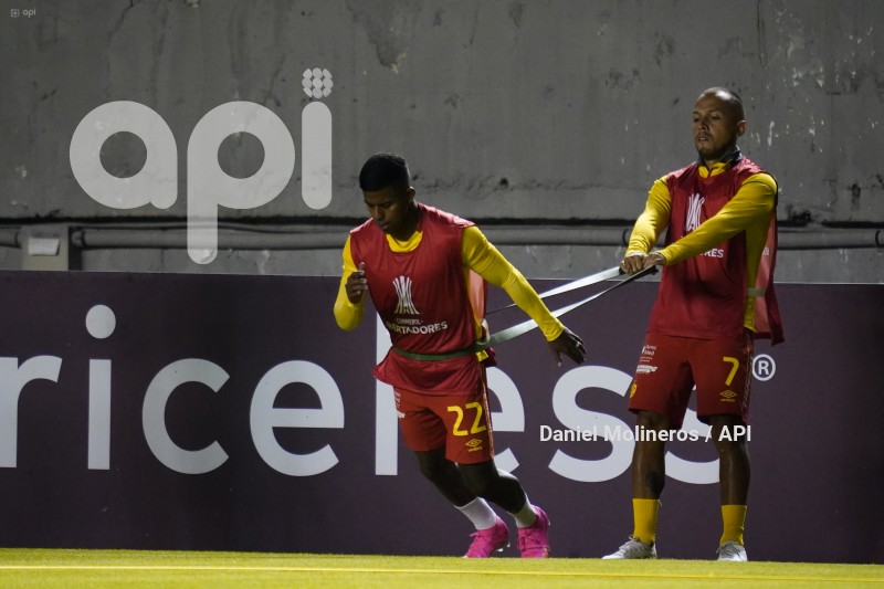 FBL-LIBERTADORES-AUCAS-NUBLENSE