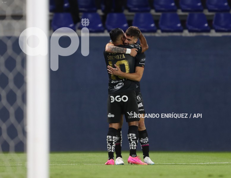 FBL-LIBERTADORES-INDEPENDIENTE-CORINTHIANS