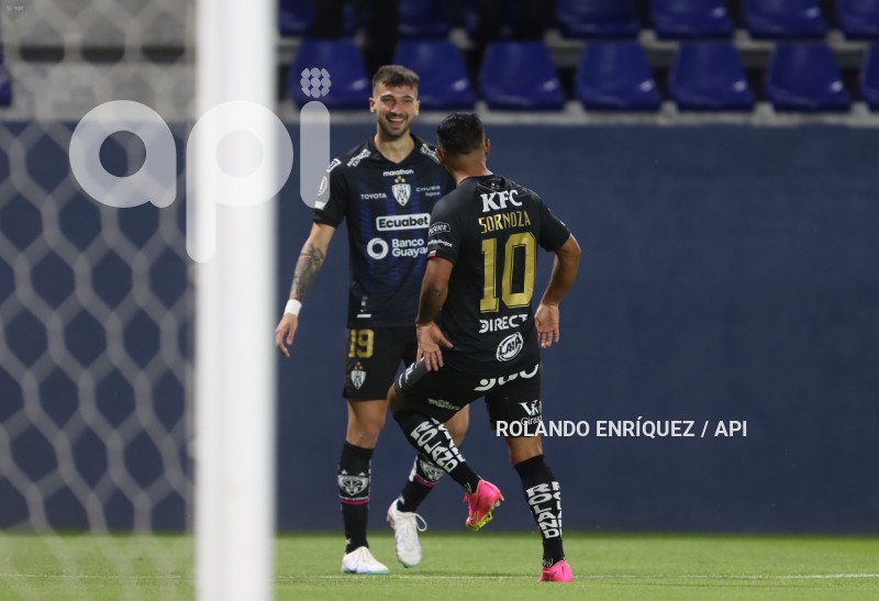 FBL-LIBERTADORES-INDEPENDIENTE-CORINTHIANS