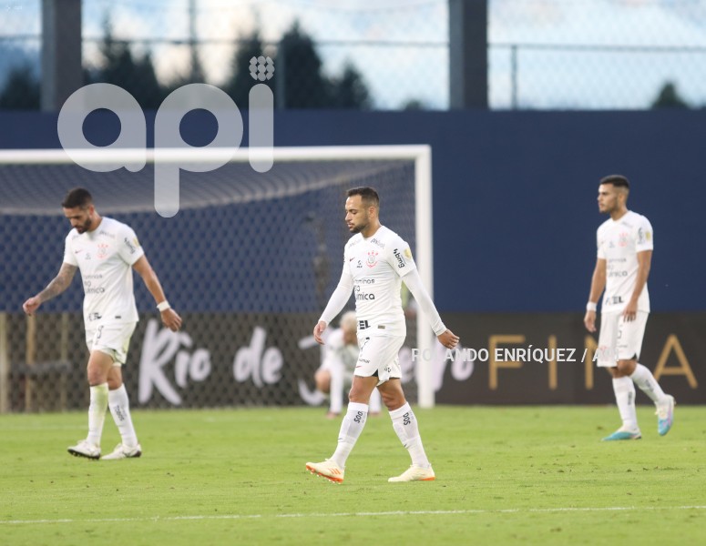 FBL-LIBERTADORES-INDEPENDIENTE-CORINTHIANS