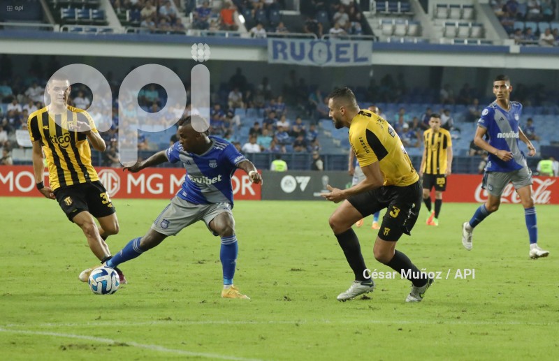 FBL-SUDAMERICANA-EMELEC-GUARANI