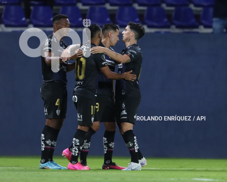 FBL-LIBERTADORES-INDEPENDIENTE-CORINTHIANS