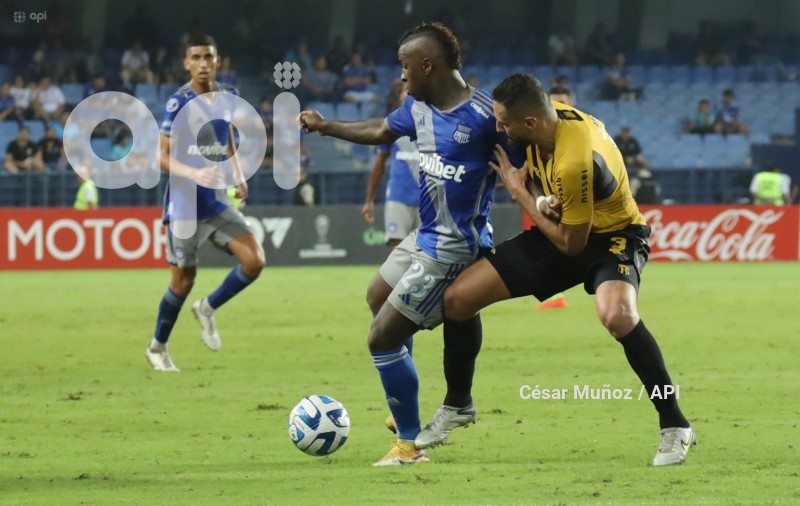 FBL-SUDAMERICANA-EMELEC-GUARANI