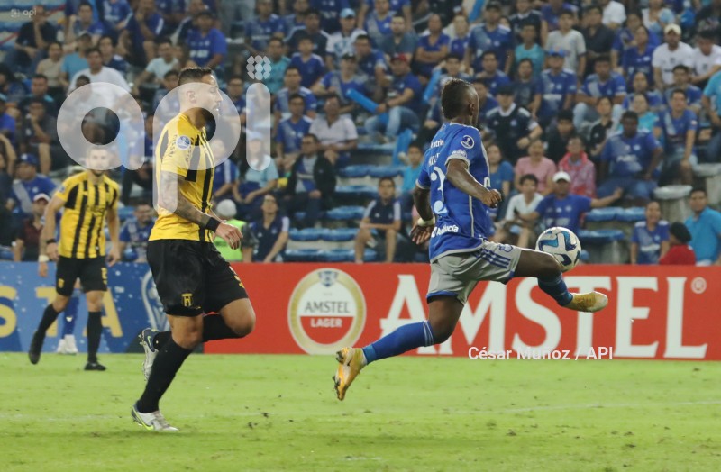 FBL-SUDAMERICANA-EMELEC-GUARANI