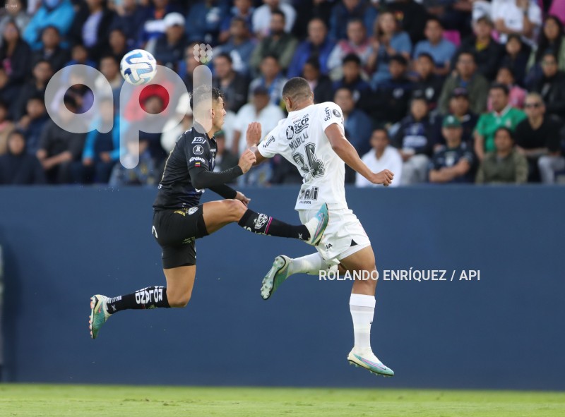 FBL-LIBERTADORES-INDEPENDIENTE-CORINTHIANS