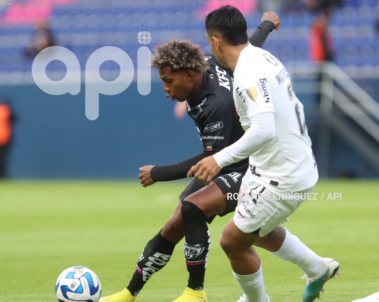 FBL-LIBERTADORES-INDEPENDIENTE-CORINTHIANS