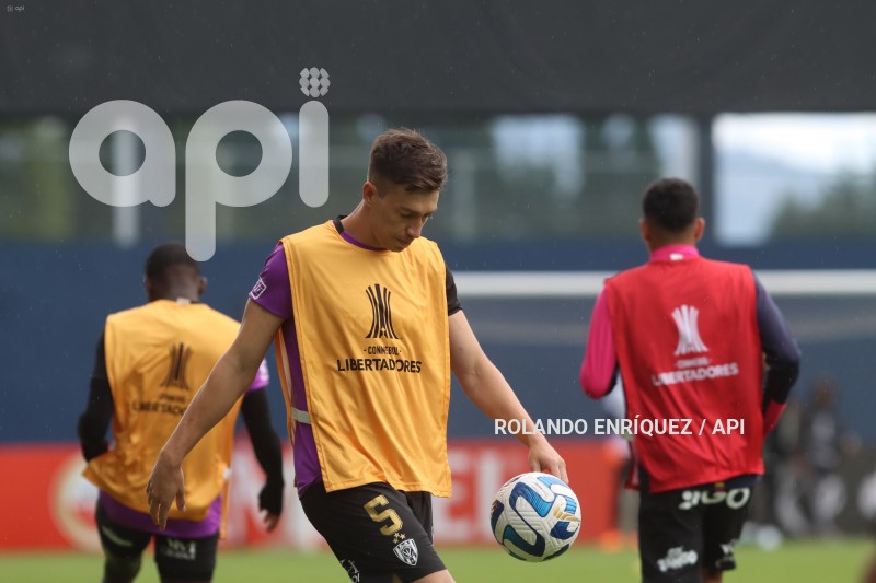 FBL-LIBERTADORES-INDEPENDIENTE-CORINTHIANS