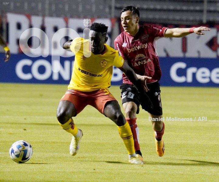 FBL-LIBERTADORES-AUCAS-NUBLENSE