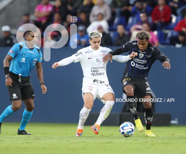 FBL-LIBERTADORES-INDEPENDIENTE-CORINTHIANS