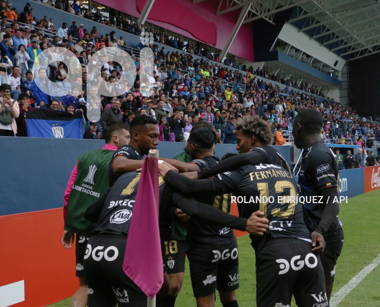 FBL-LIBERTADORES-INDEPENDIENTE-CORINTHIANS