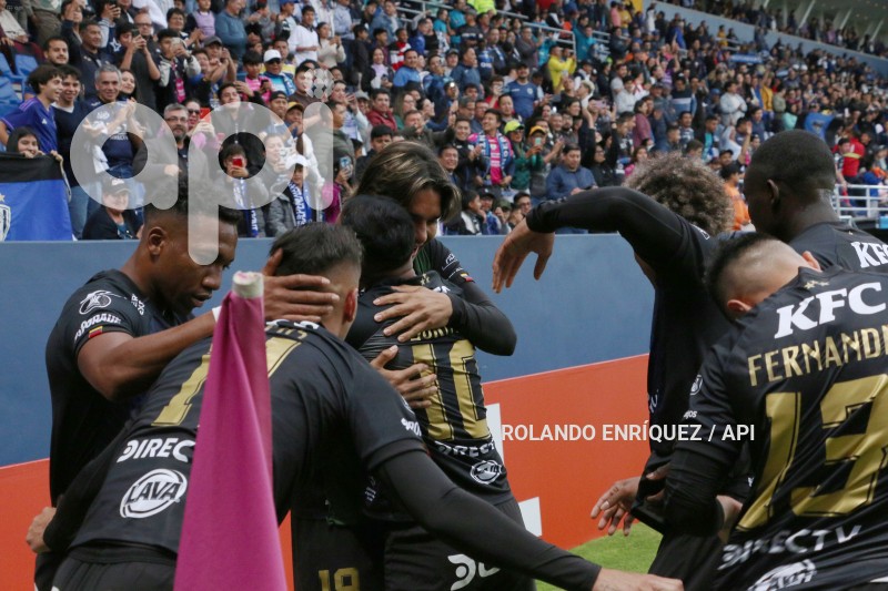 FBL-LIBERTADORES-INDEPENDIENTE-CORINTHIANS