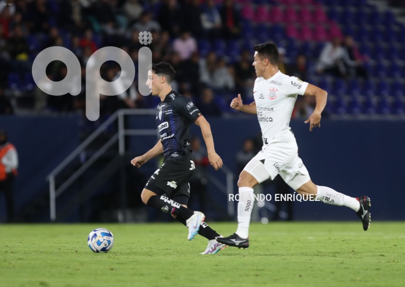 FBL-LIBERTADORES-INDEPENDIENTE-CORINTHIANS