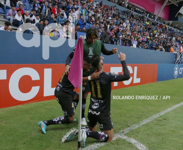 FBL-LIBERTADORES-INDEPENDIENTE-CORINTHIANS