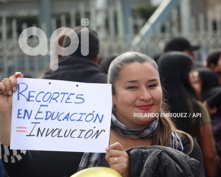 MARCHA-UNE-CORTE-CONSTITUCIONAL