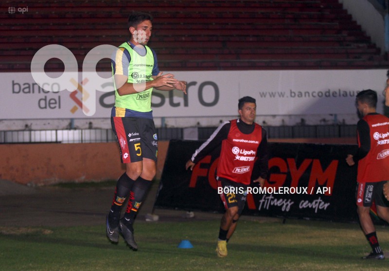 FBL-LIGAPRO-CUENCA-CATOLICA