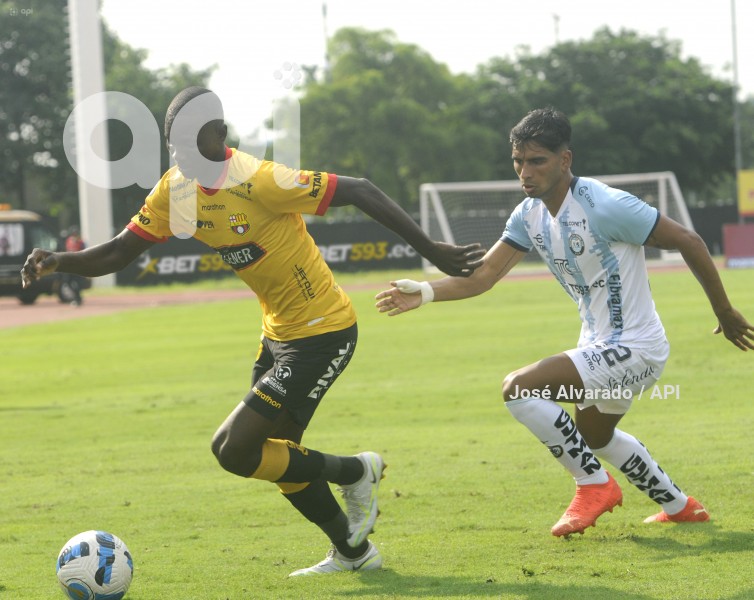 FBL-LIGAPROBET593-GUAYAQUILCITY-BARCELONA