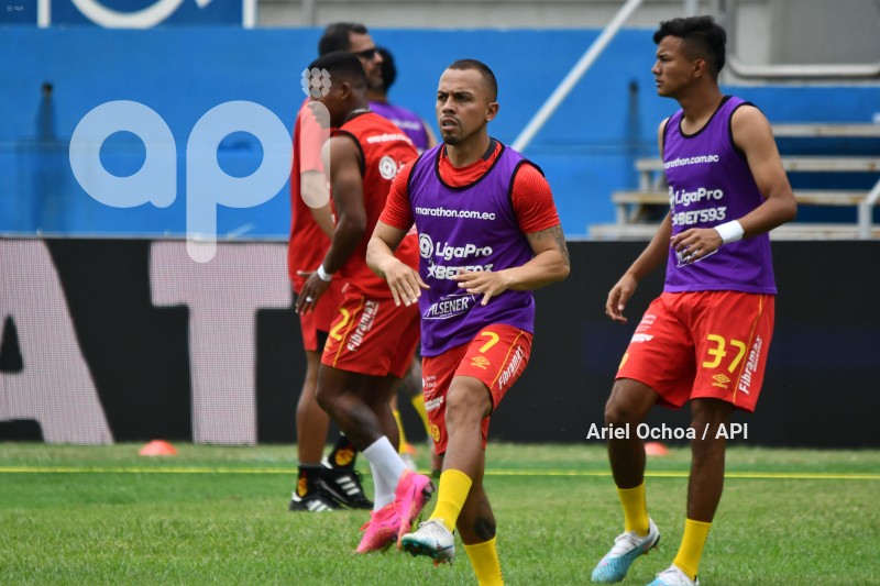 FBL-LIGAPRO-DELFIN-AUCAS