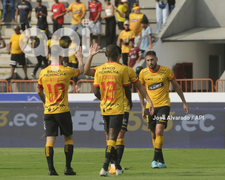 FBL-LIGAPROBET593-GUAYAQUILCITY-BARCELONA