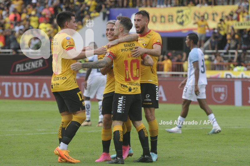 FBL-LIGAPROBET593-GUAYAQUILCITY-BARCELONA