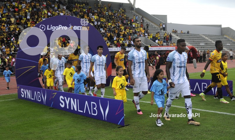 FBL-LIGAPROBET593-GUAYAQUILCITY-BARCELONA