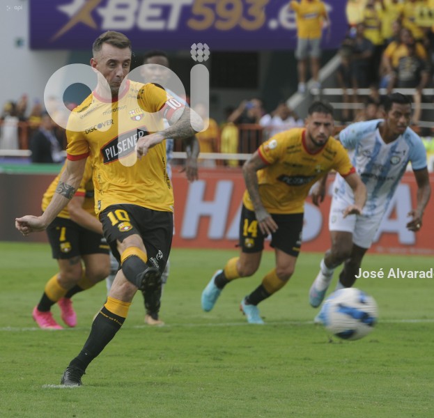 FBL-LIGAPROBET593-GUAYAQUILCITY-BARCELONA