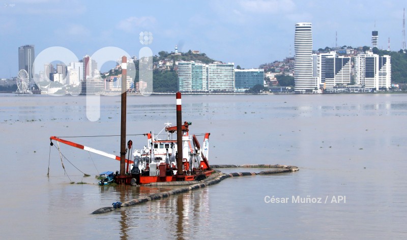 GYE-DRAGADO RIO GUAYAS