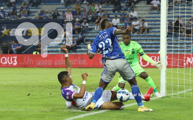 FBL-LIGAPRO-EMELEC-GUALACEO