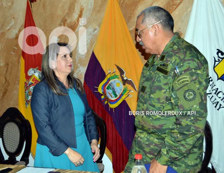 CUENCA-NUEVA GOBERNADORA AZUAY-MARIA DEL CONSUELO DE ORELLANA