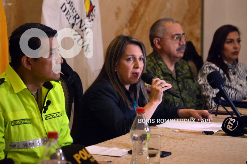 CUENCA-NUEVA GOBERNADORA AZUAY-MARIA DEL CONSUELO DE ORELLANA