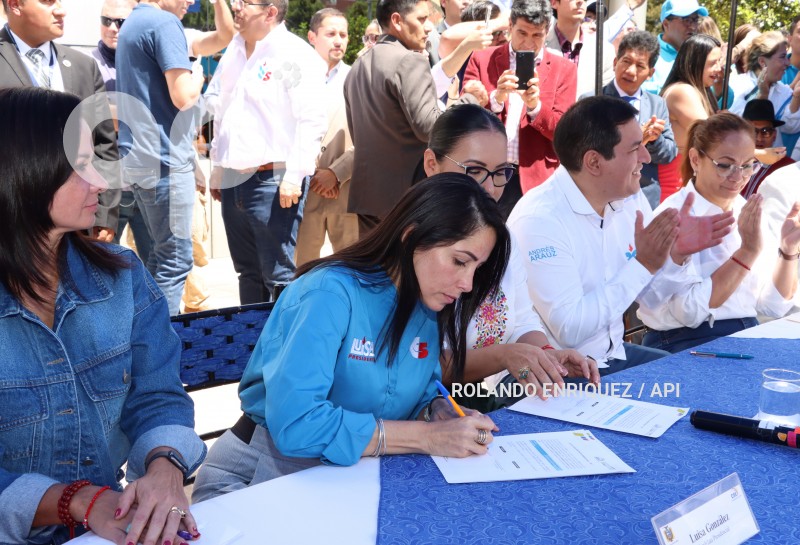 INSCRIPCIÓN-CANDIDATOS-GONZALEZ-ARAUAZ-CNE