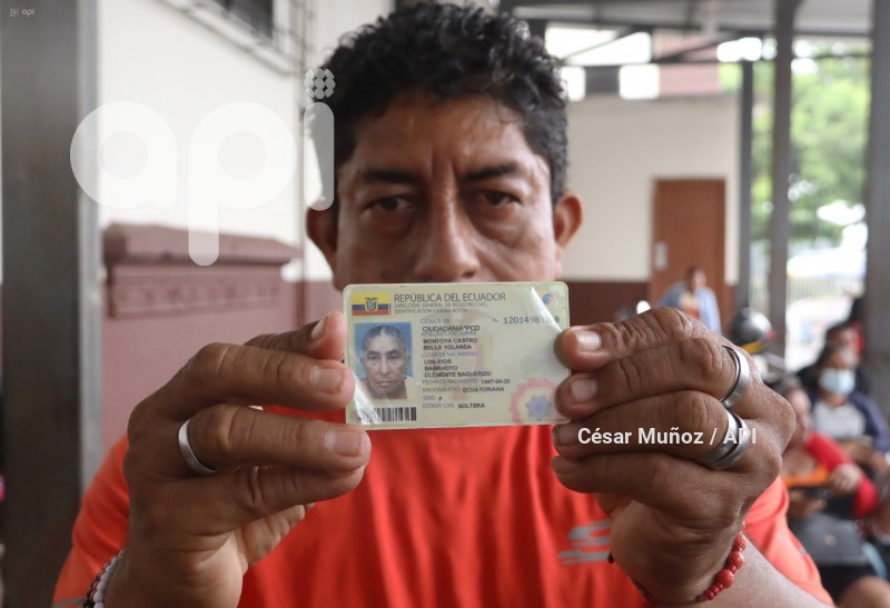 GYE-CASO MUJER RESUCITO