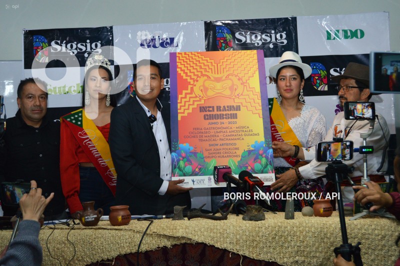 CUENCA-LANZAMIENTO INTI RAYMI-CHOBSHI