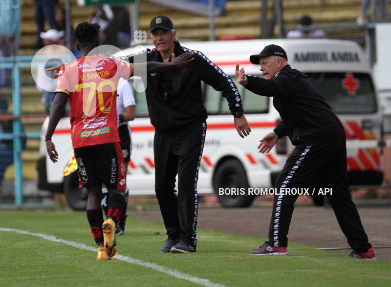 FBL-LIGAPRO-CUENCA-EMELEC