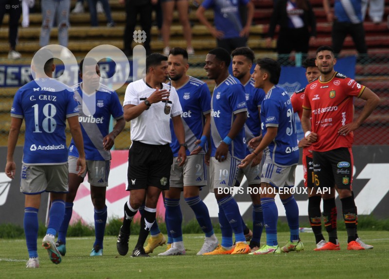 FBL-LIGAPRO-CUENCA-EMELEC