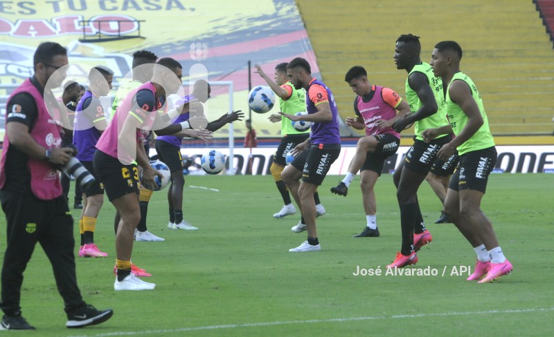 FBL-LIGAPROBET593-BARCELONA-UCATOLICA