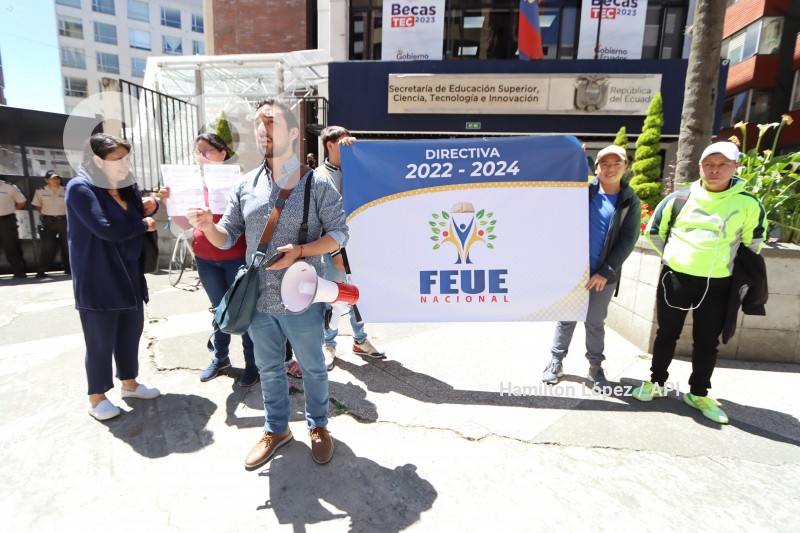 UIO-PROTESTA-SENESCYT